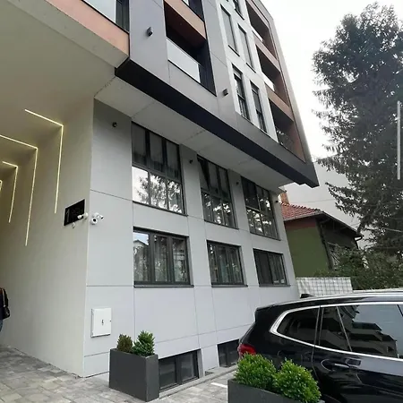 Apartment Mar 1