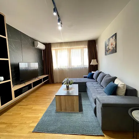 Apartment Mar 1