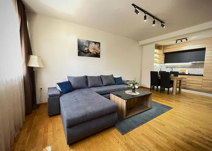 Lägenhet Mar 1 Ni